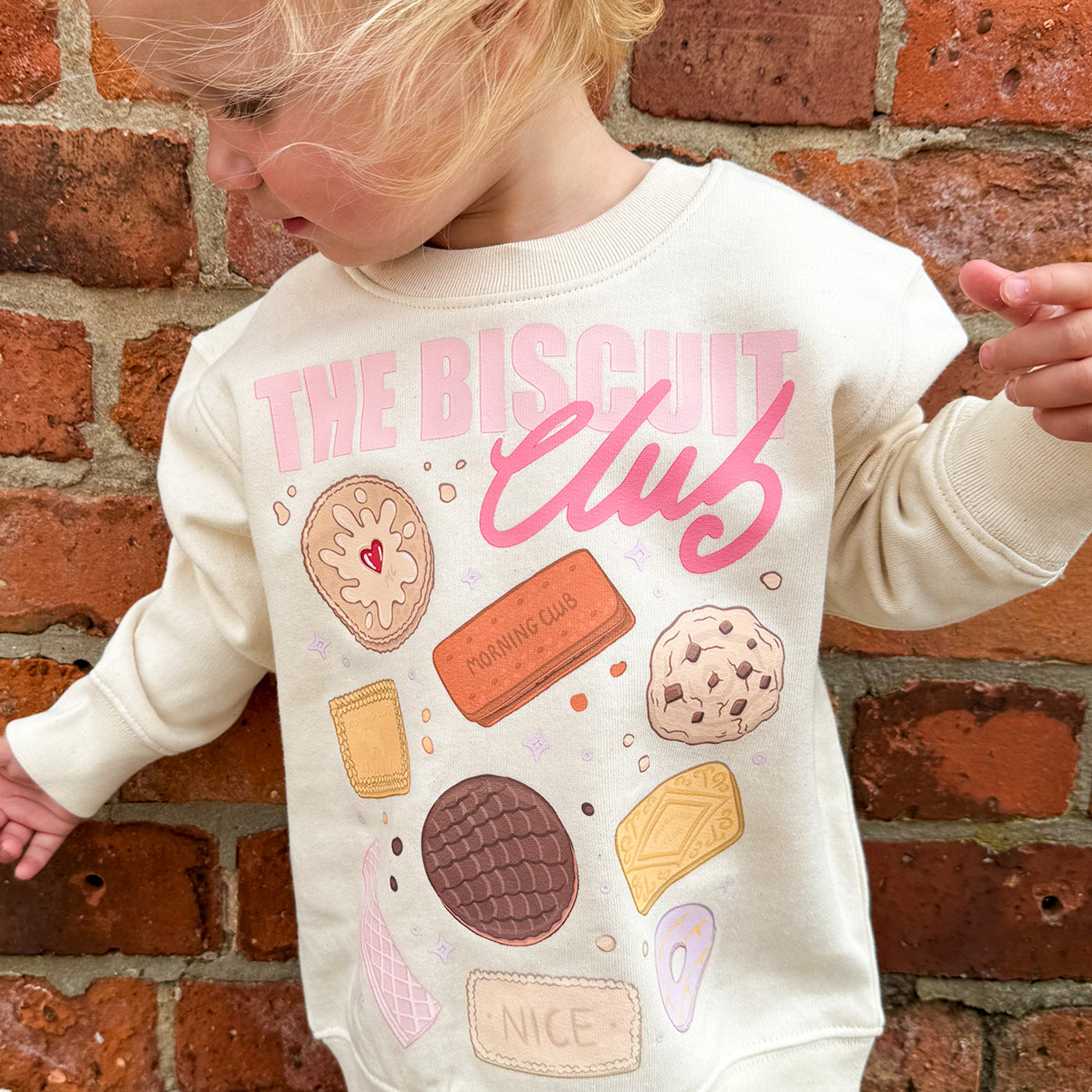 BiscuitClubNaturalSweatshirt_cab1799b-7b1f-4439-b92d-ba52f523c5db.jpg