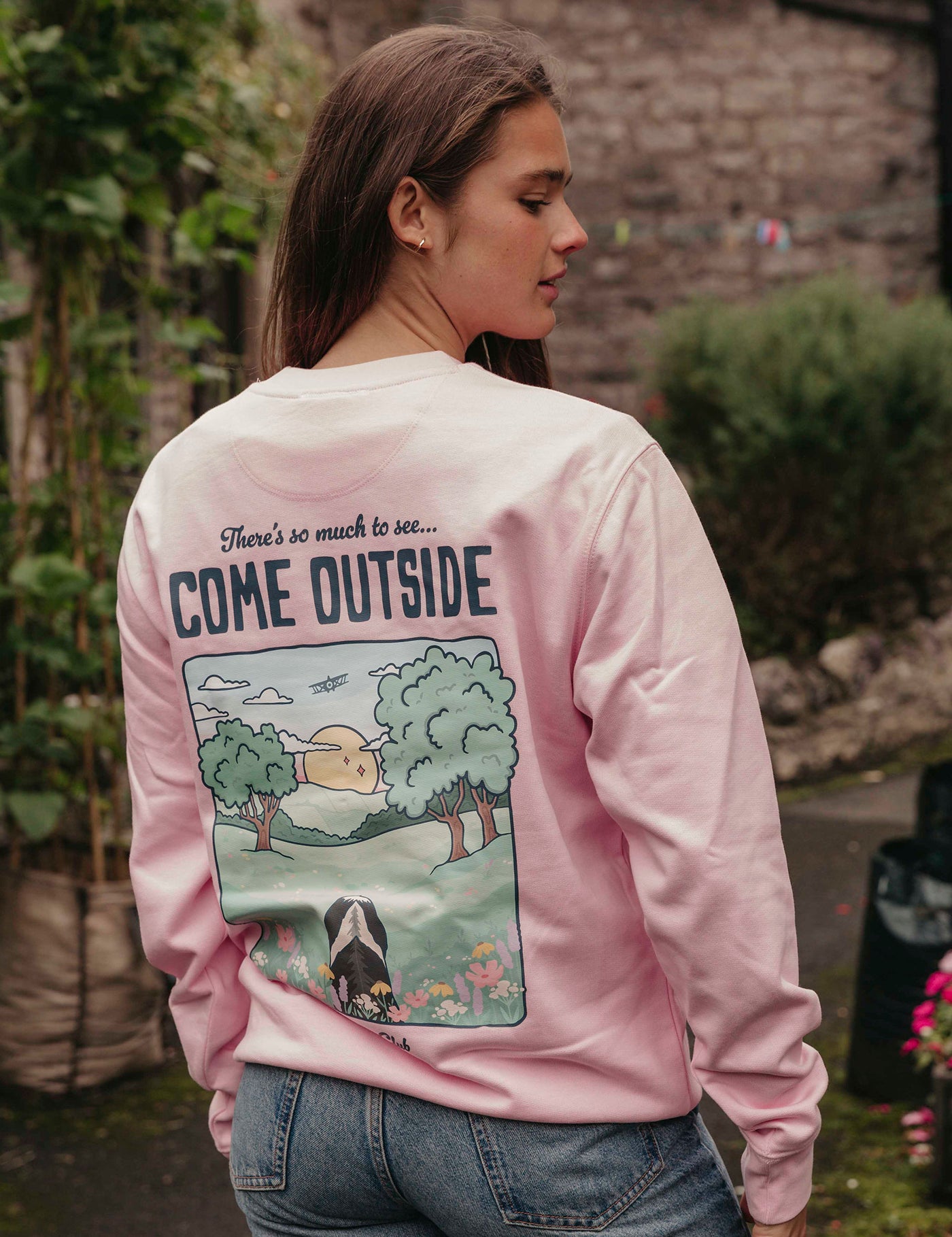 ComeOutsidePinkSweatshirt2_c62aa8ed-1987-4d29-b197-879679bb79b2.jpg